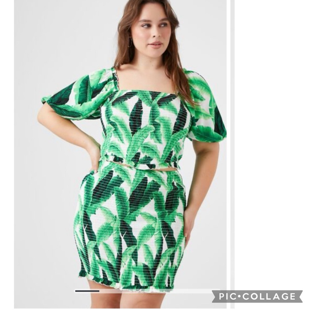 Plus Size Smocked Tropical top and Leaf Skirt setTop is size 2x - Picture 2 of 13
